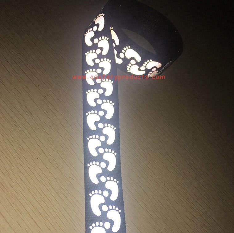Reflective-Webbing-for-Dog-Leash (3)